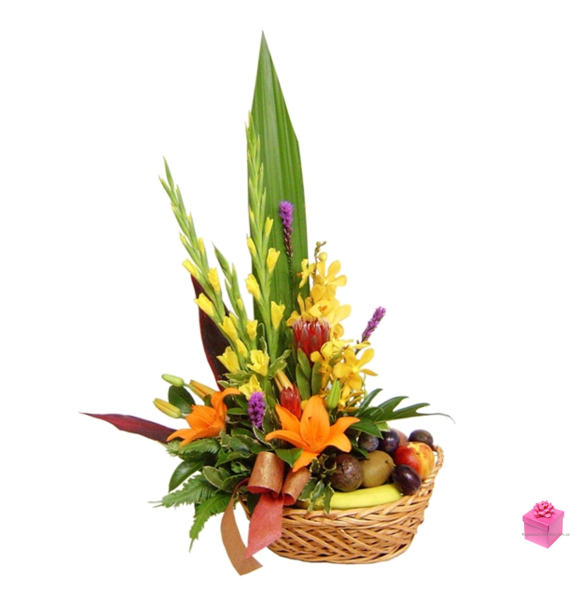 Arreglo de Flores y frutas Polinesia a Colombia. Canasta de 10 Lbs de Frutas selectas y Flores exóticas en una linda canasta tejida a mano. Entregamos a domicilio en Colombia